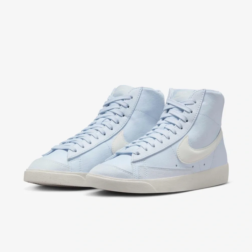Women's Nike Blazer Mid '77 Next Nature Blue Tint/Summit White great condition - Picture 3 of 12